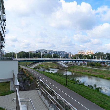 Capital Towers - Apartament Green Z Widokiem Na Rzeke Rzeszow Exterior photo