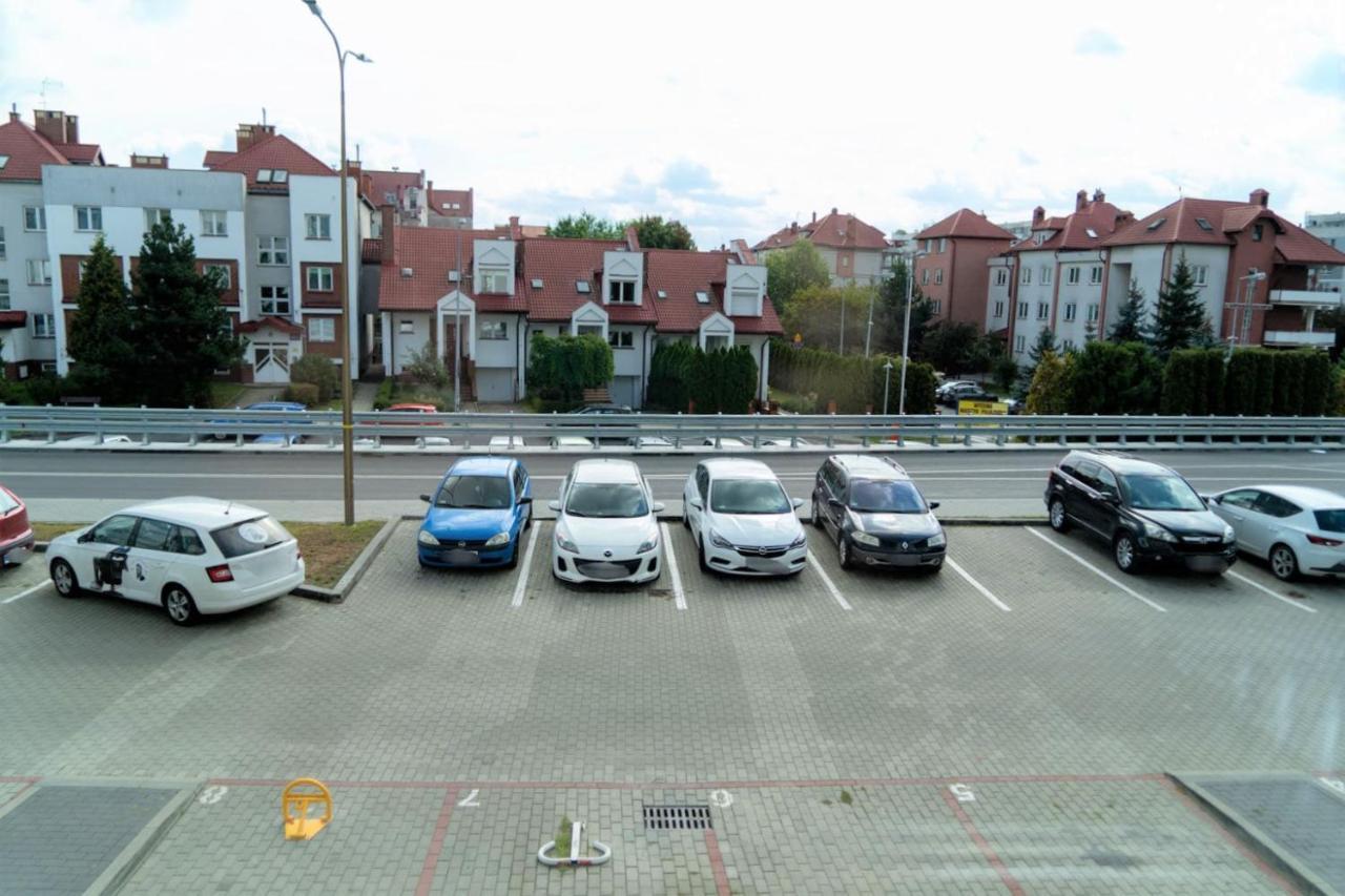 Capital Towers - Apartament Green Z Widokiem Na Rzeke Rzeszow Exterior photo